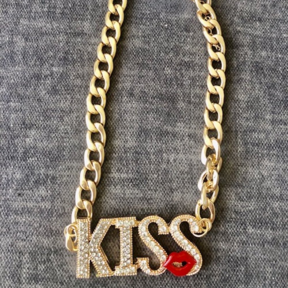 Costume Necklace with "Kiss" in Crystals